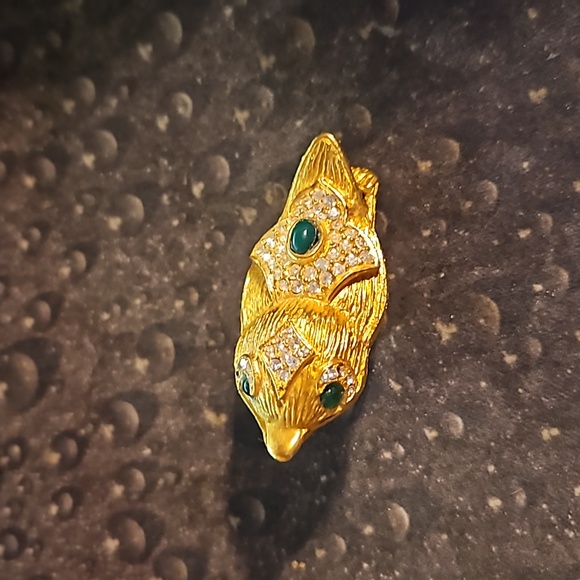 Kenneth J Lane Goldtone Rhinestone Green Eyes Sitting Bird. - Picture 2 of 4